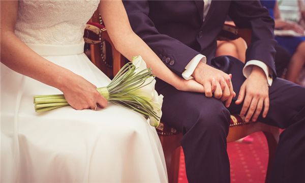 離了婚怎么拿回撫養權